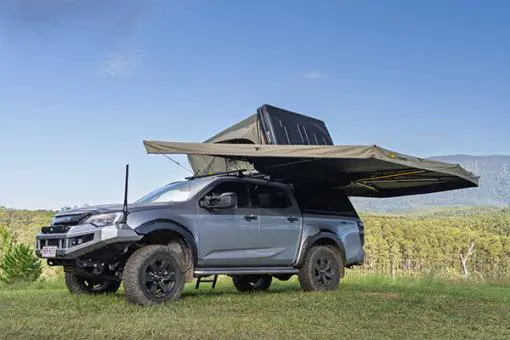 Set Up Shade in Seconds: TJM’s 270 Freestanding Awning