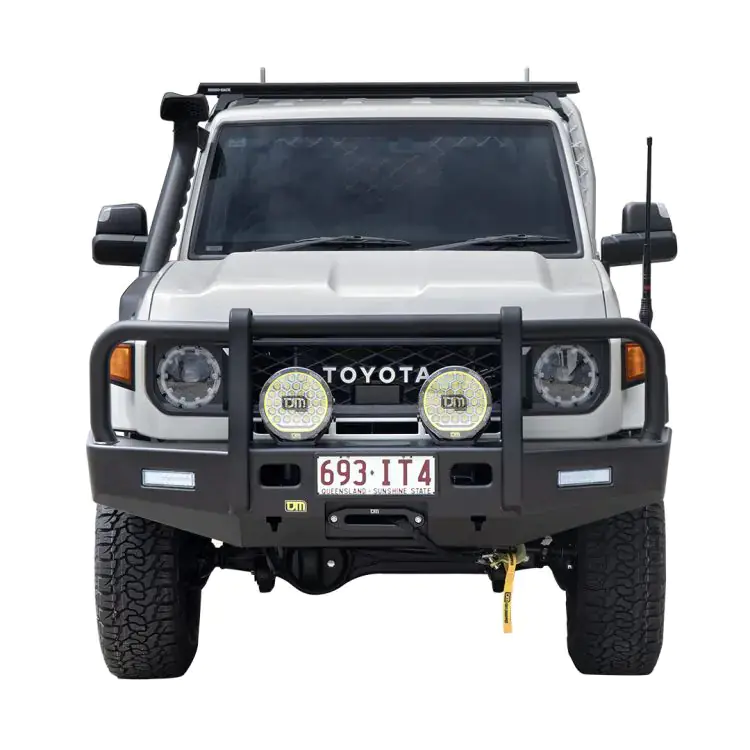 <strong>TOYOTA LANDCRUISER</strong>
