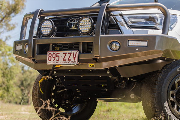 hilux with bullbar